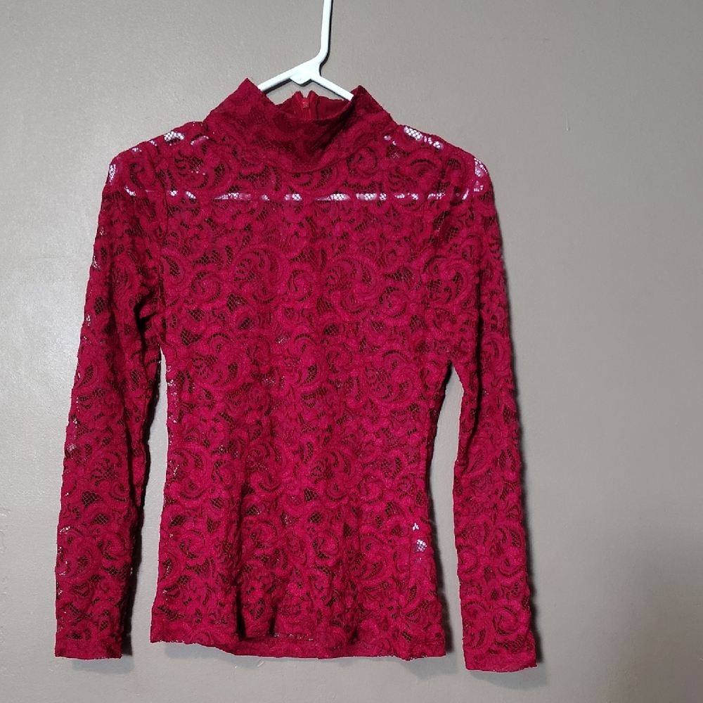 White House Black Market Dark Red Long Sleeved Lace Blouse Size XXS
